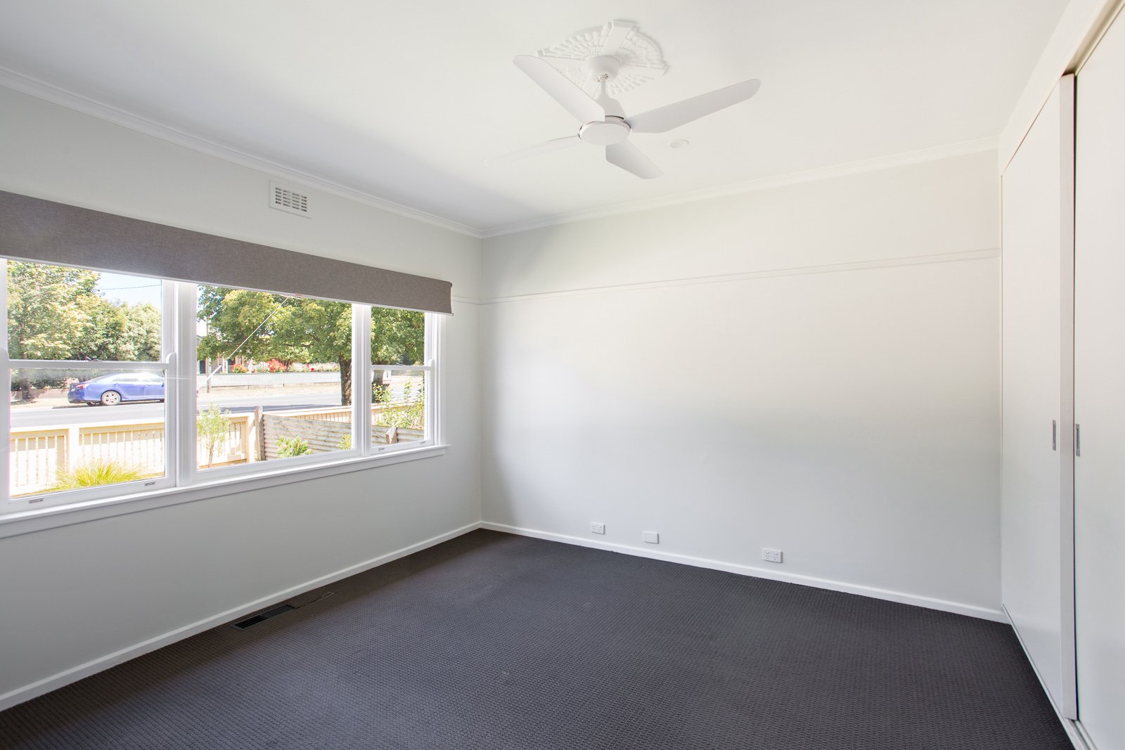 Gallery: 711 Pleasant Street South