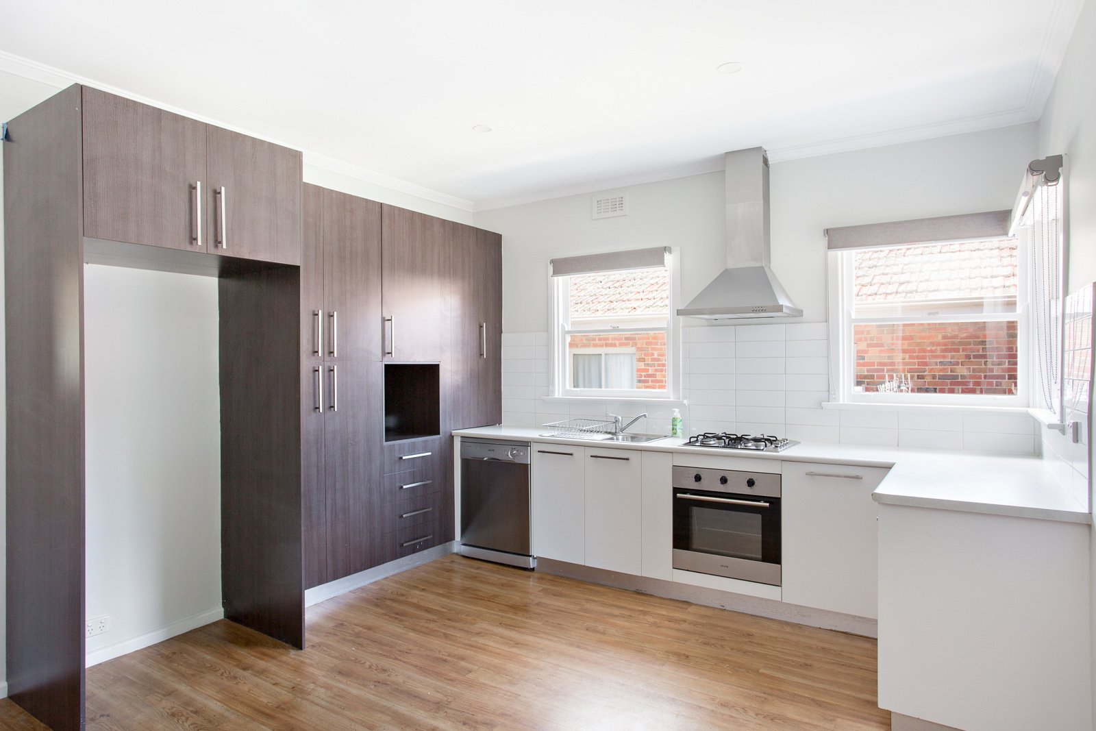 Gallery: 711 Pleasant Street South