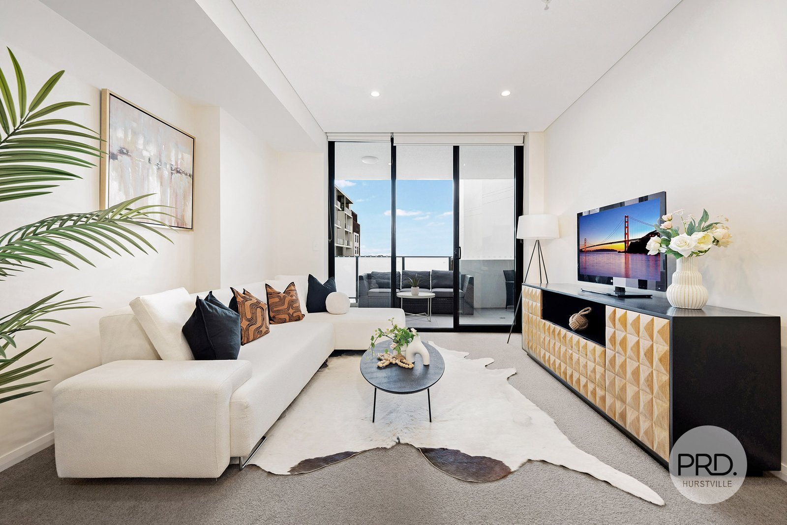 711/1D Greenbank Street HURSTVILLE 1