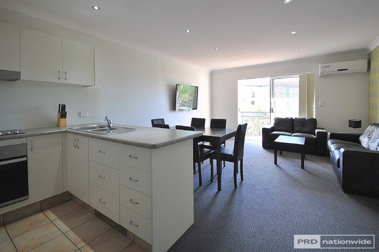 71/150 Marine Parade SOUTHPORT 3