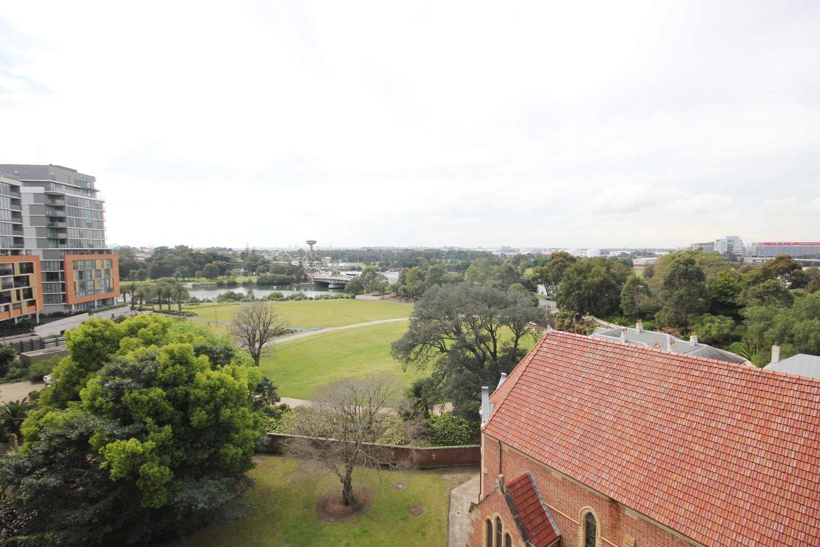 711/8-10 Brodie Spark Drive WOLLI CREEK 11