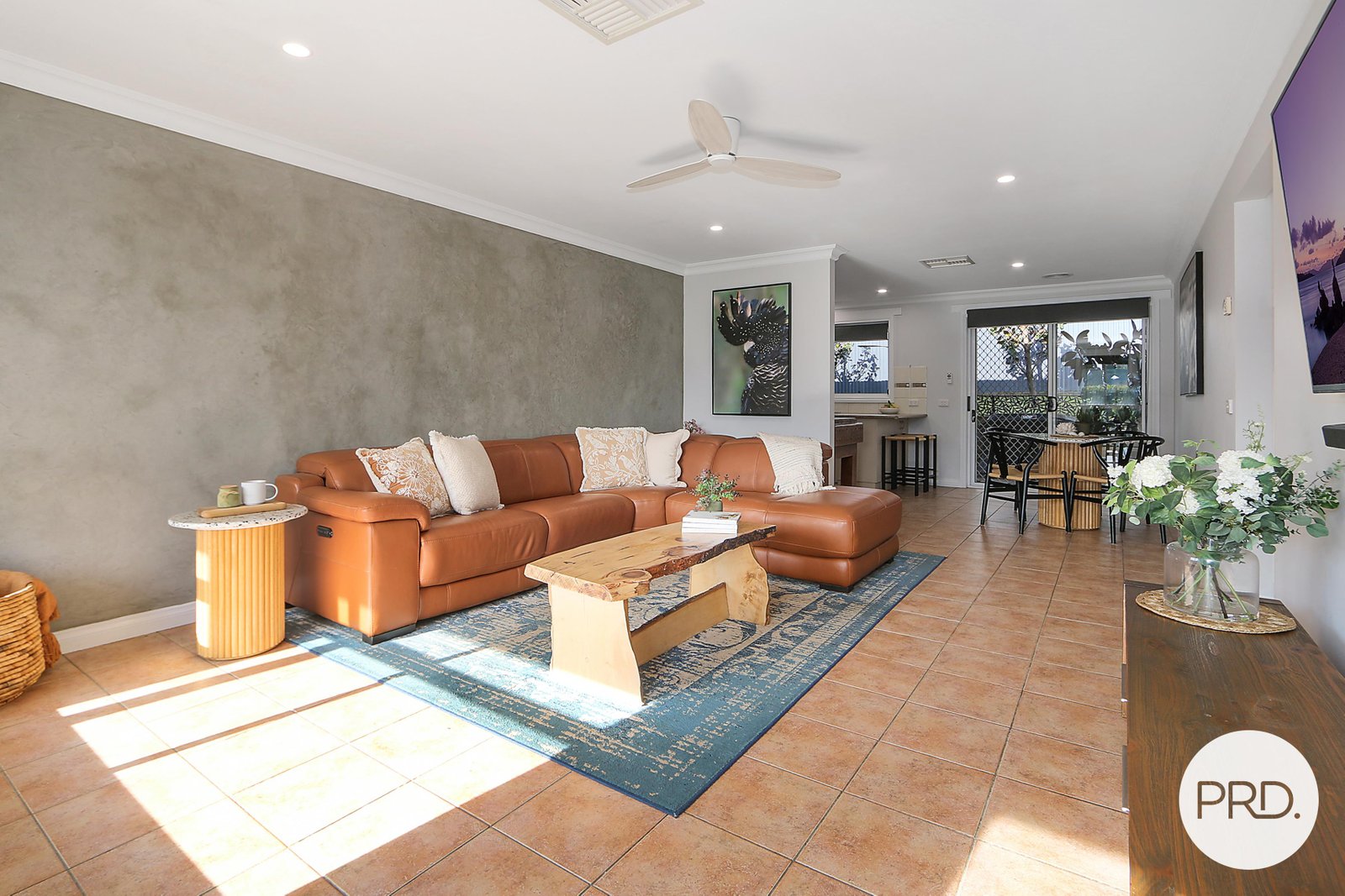 711A Centaur Road HAMILTON VALLEY 7