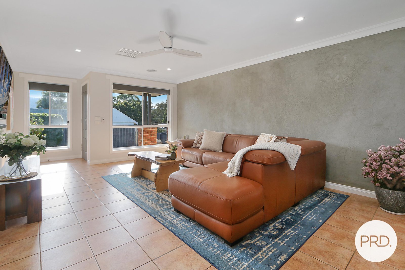 711A Centaur Road HAMILTON VALLEY 8