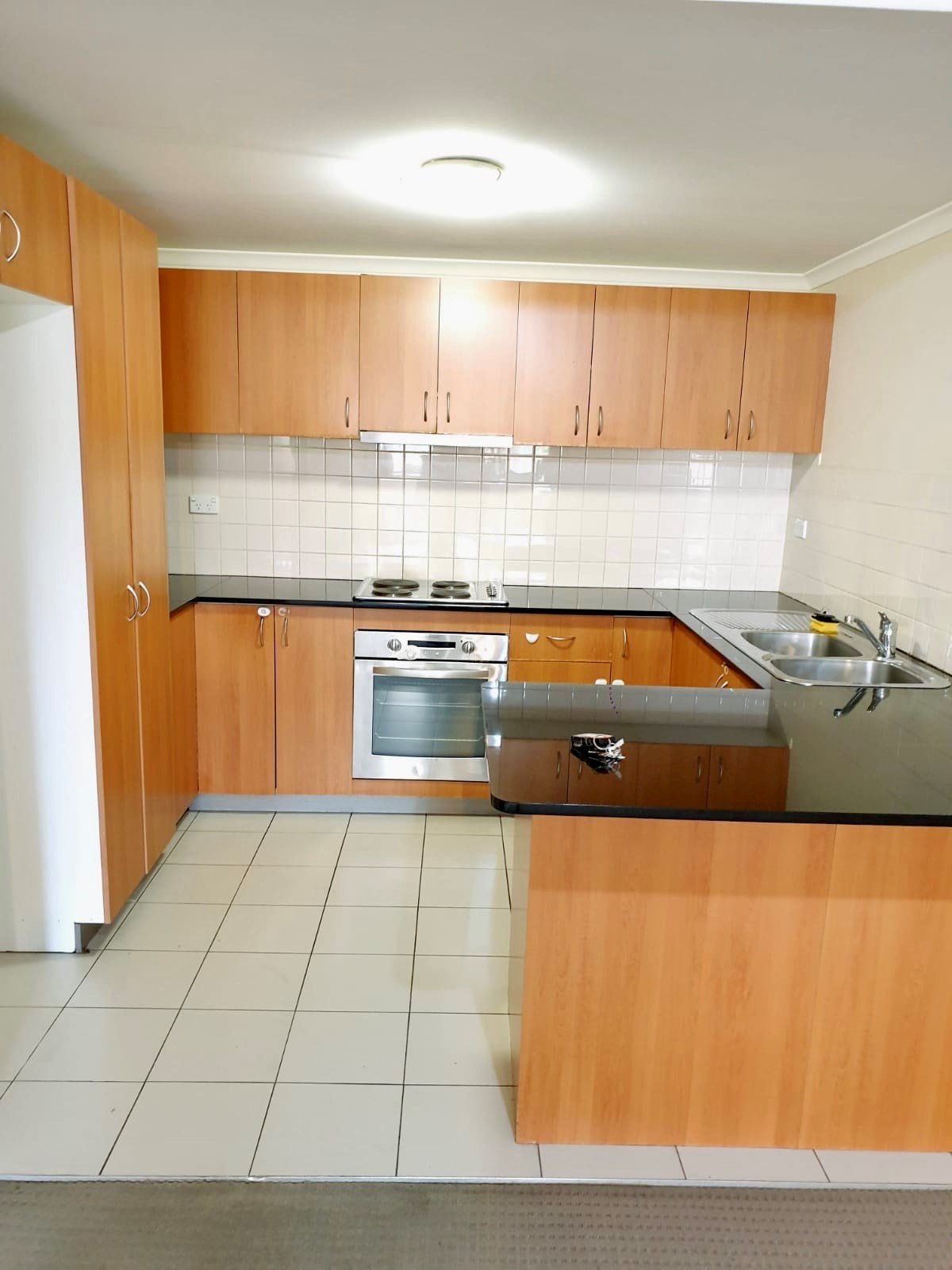 7/12-20 Lachlan Street LIVERPOOL 2