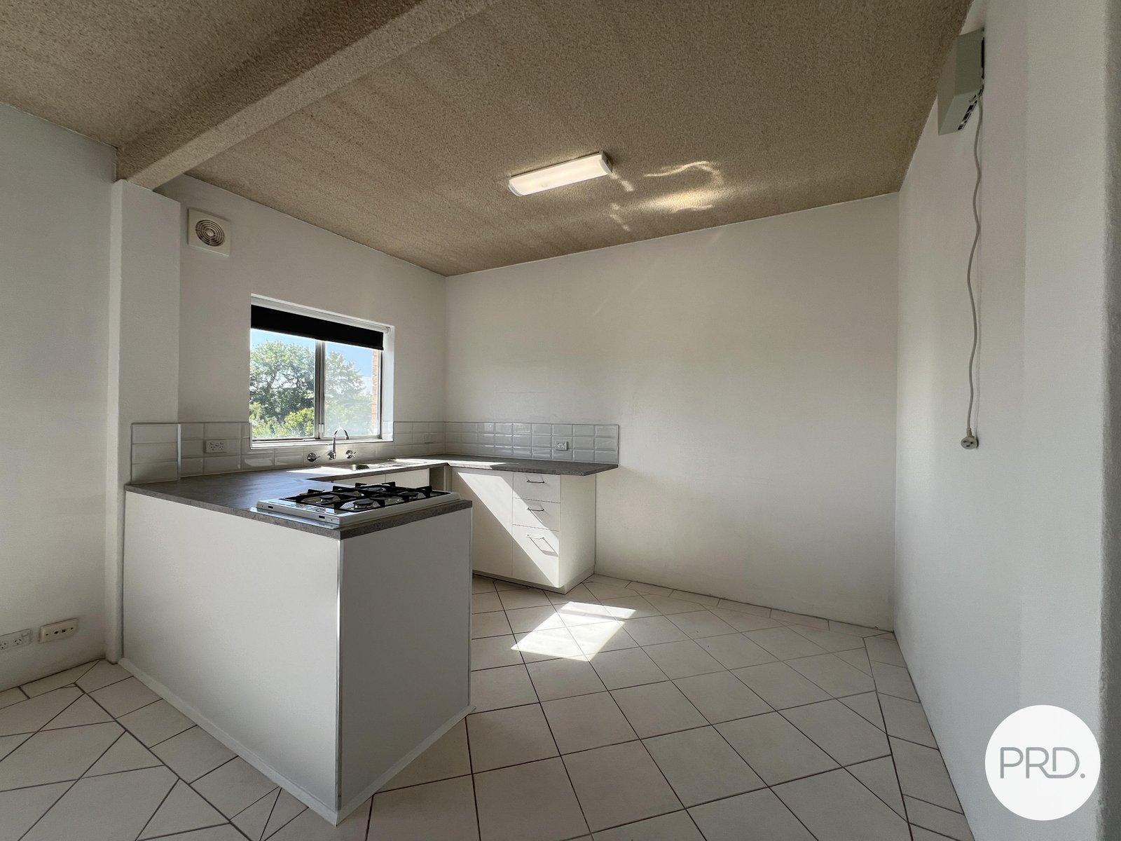 7/12 Federal Avenue CRESTWOOD 5