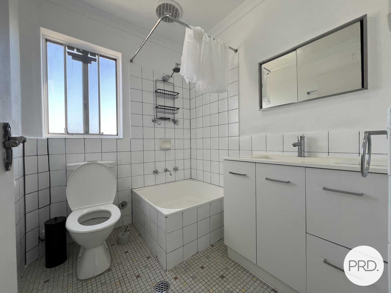 7/12 Federal Avenue CRESTWOOD 9
