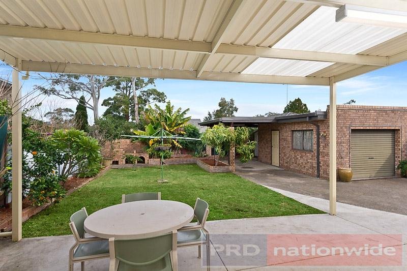 712 Henry Lawson Drive EAST HILLS 7