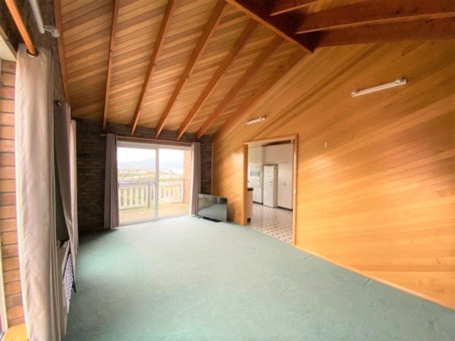 7/12 Tris Court BERRIEDALE 2