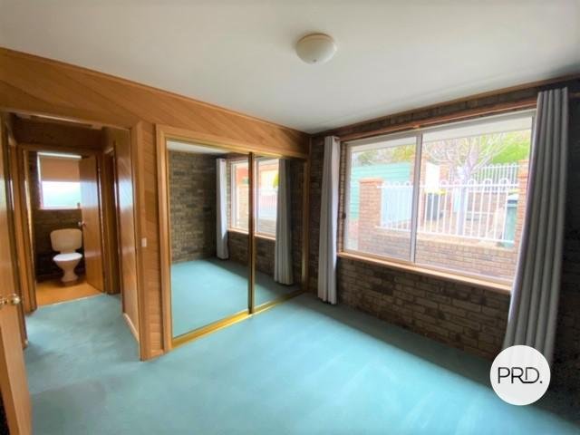 7/12 Tris Court BERRIEDALE 8