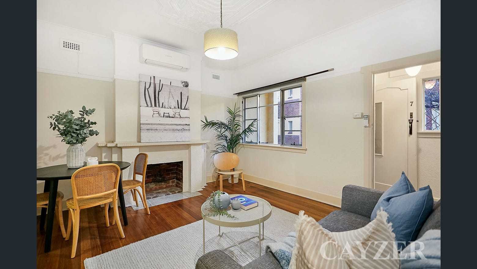 Gallery: 7/12 York Street
