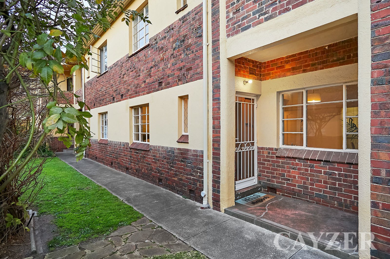 Gallery: 7/12 York Street