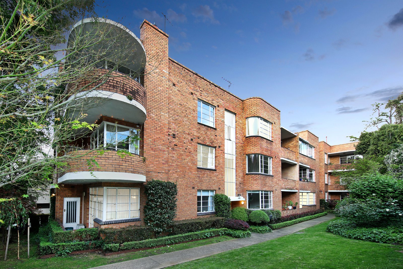 Gallery: 7/120 Caroline Street