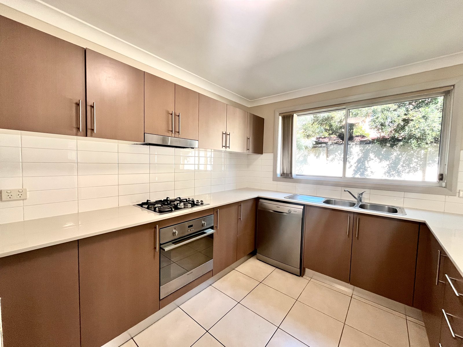 7/120 Cedar Road CASULA 2
