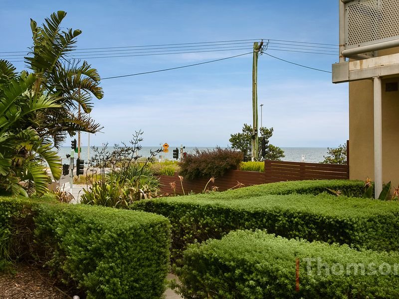Gallery: 7/122 Beach Road