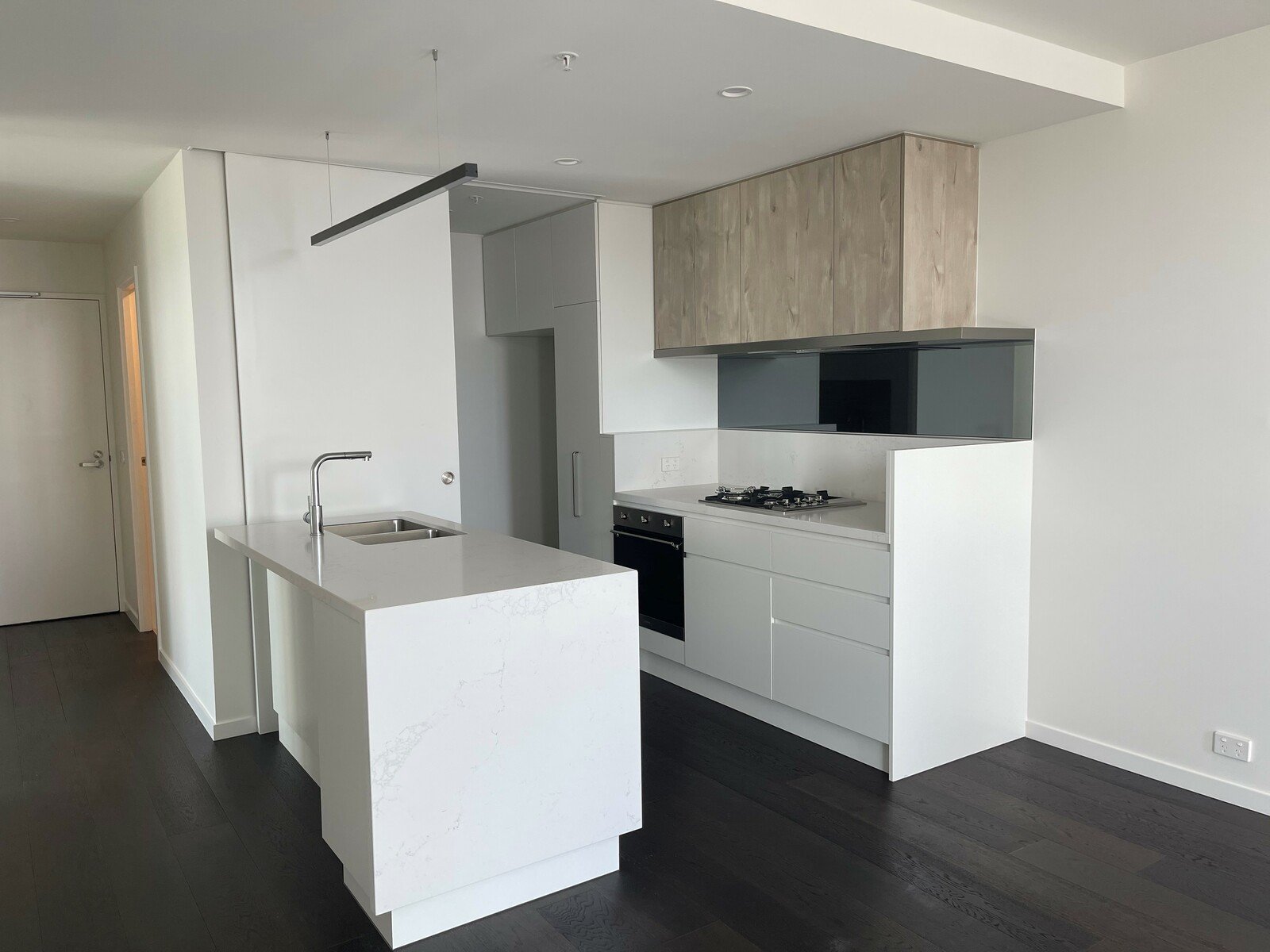 Gallery: 712/6 Dalgety Street