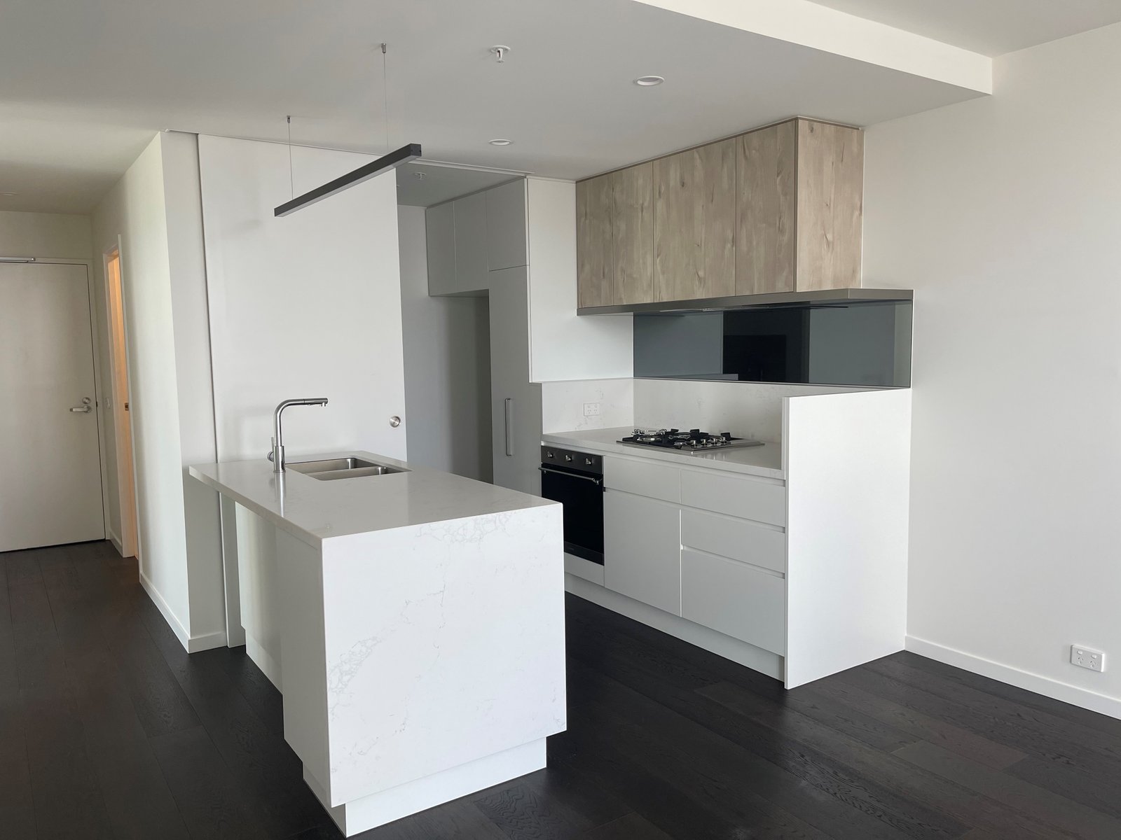 Gallery: 712/6 Dalgety Street