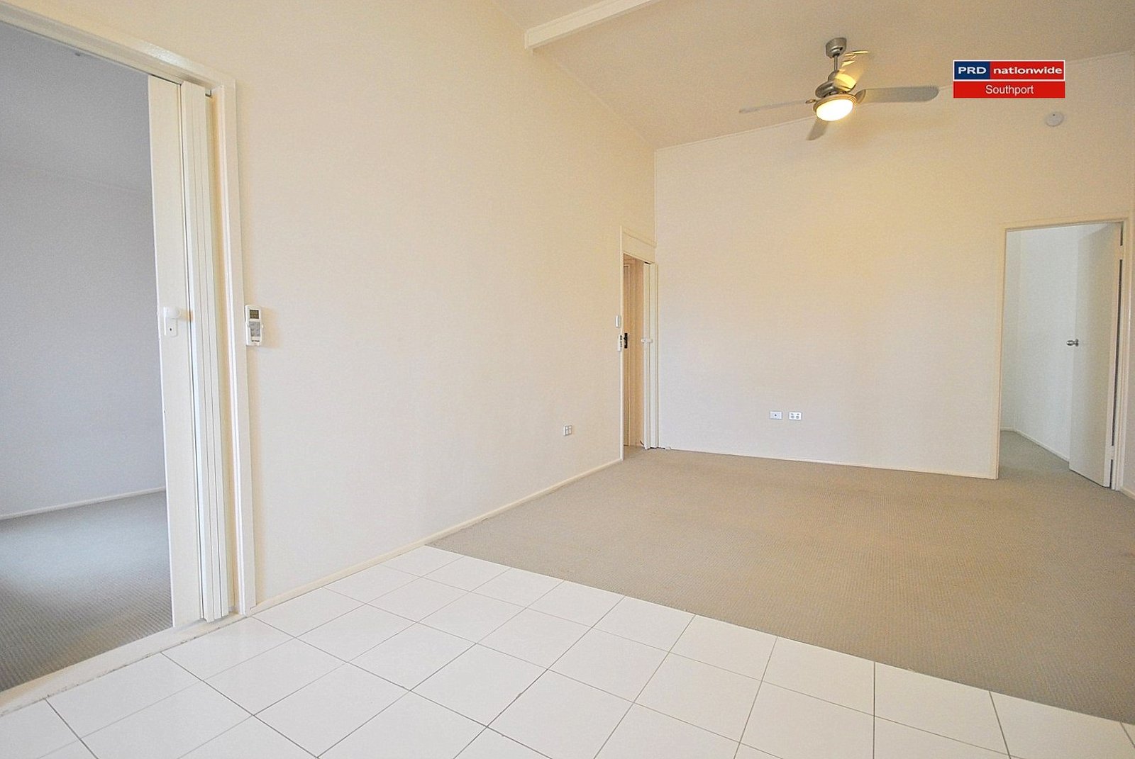 7/126 Marine Parade SOUTHPORT 2