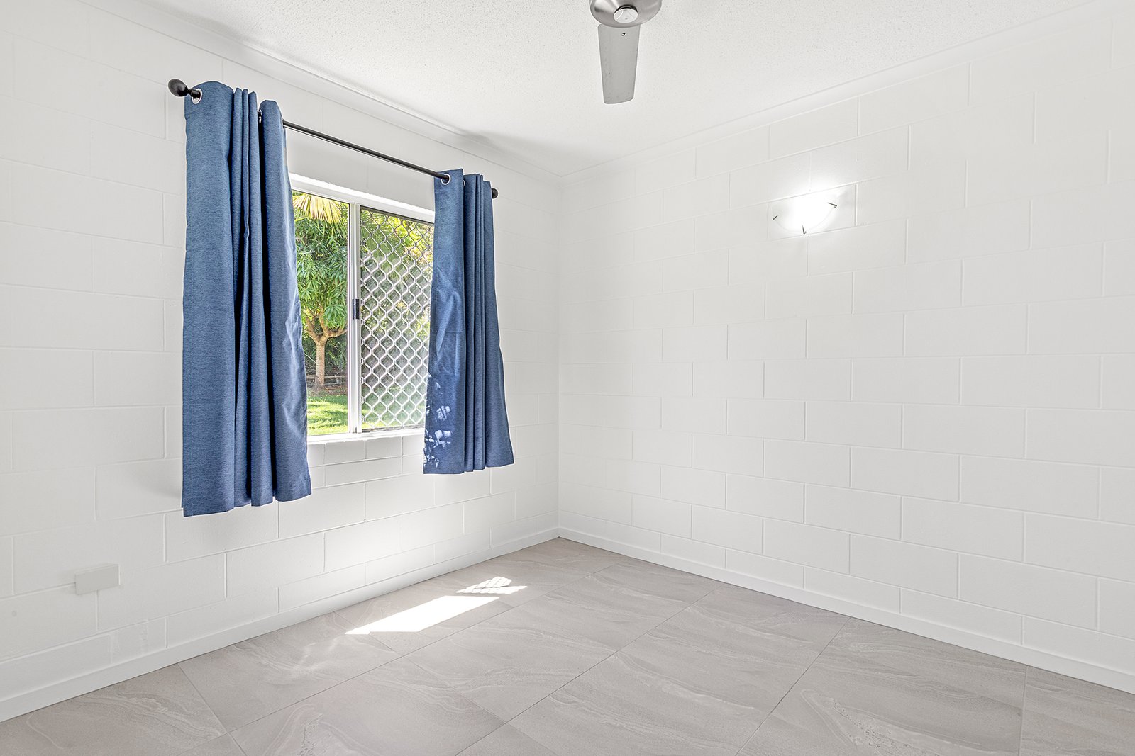 71/3 Eshelby Drive CANNONVALE 7