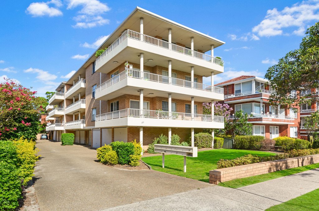 7/130 Chuter Ave  RAMSGATE BEACH 1