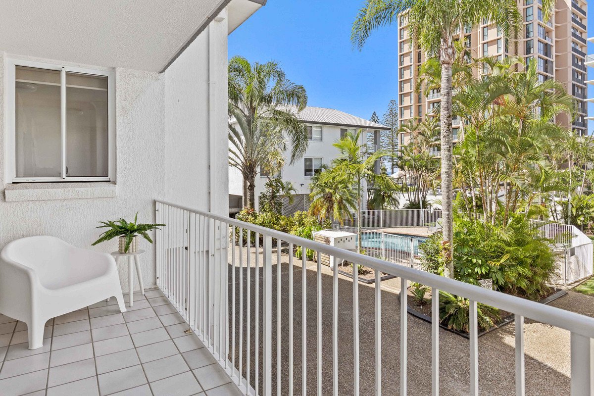 7/1306 Gold Coast Highway Palm Beach 3