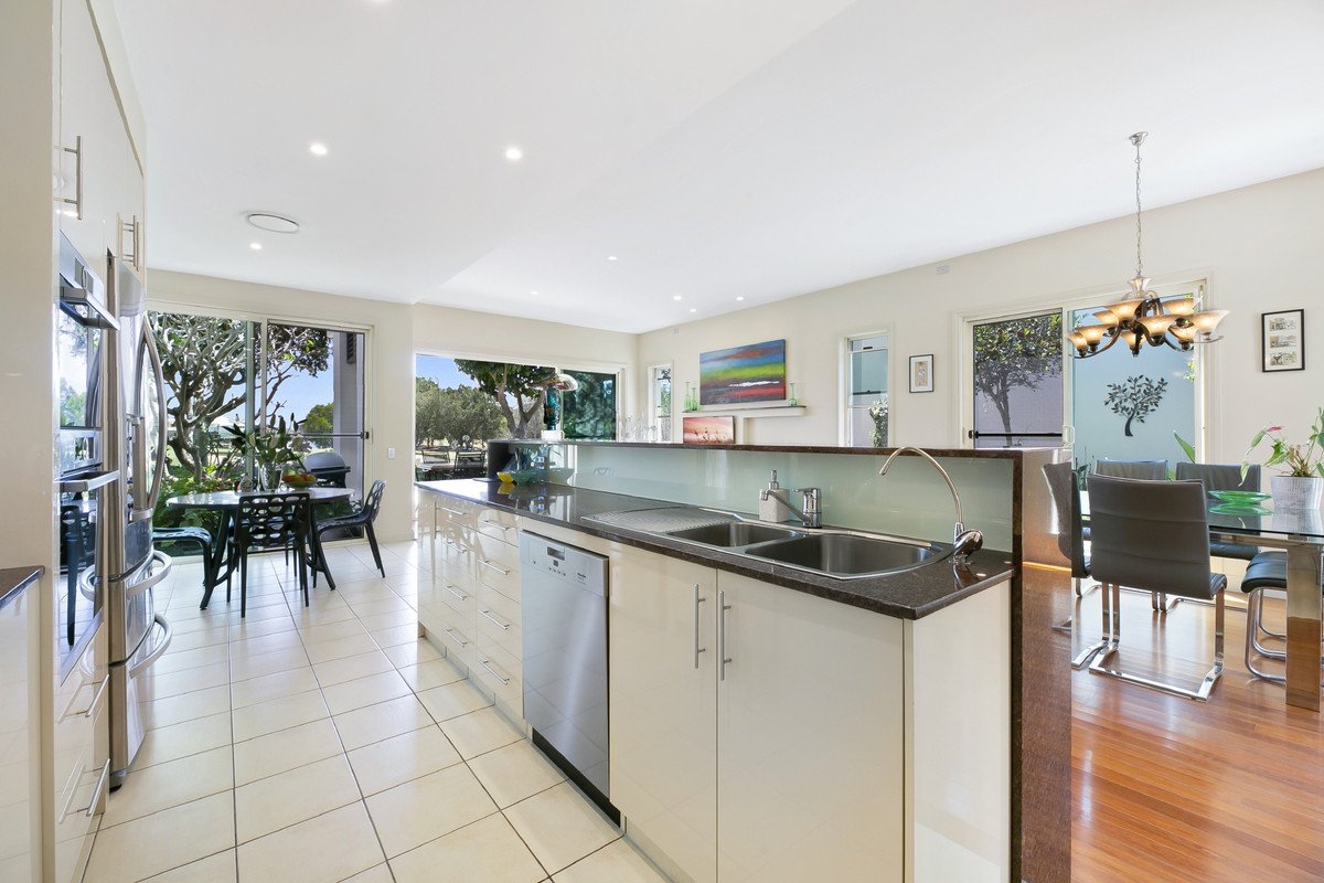 714 Glades Drive Robina 12