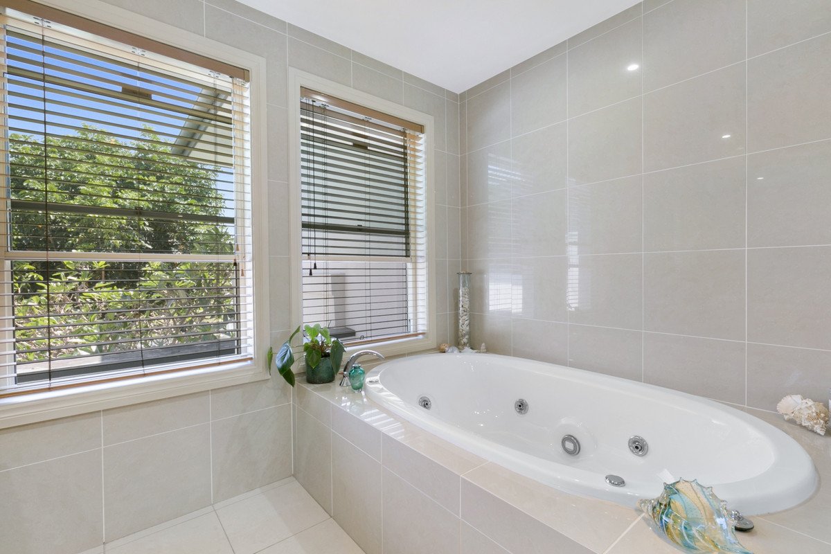 714 Glades Drive Robina 19
