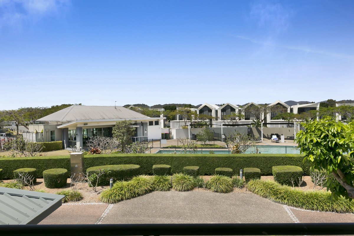 714 Glades Drive Robina 30