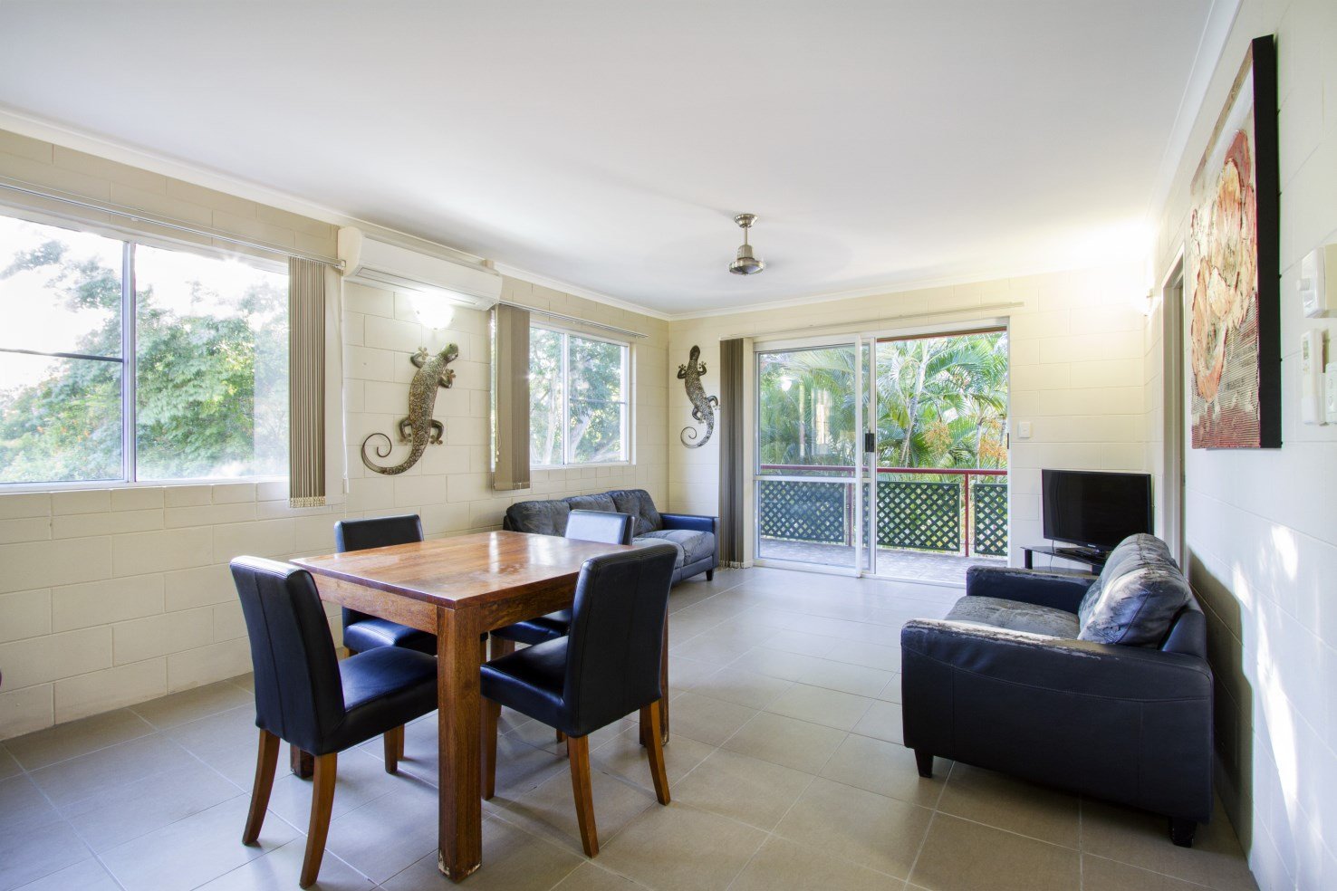 7/14 Island Drive CANNONVALE 6