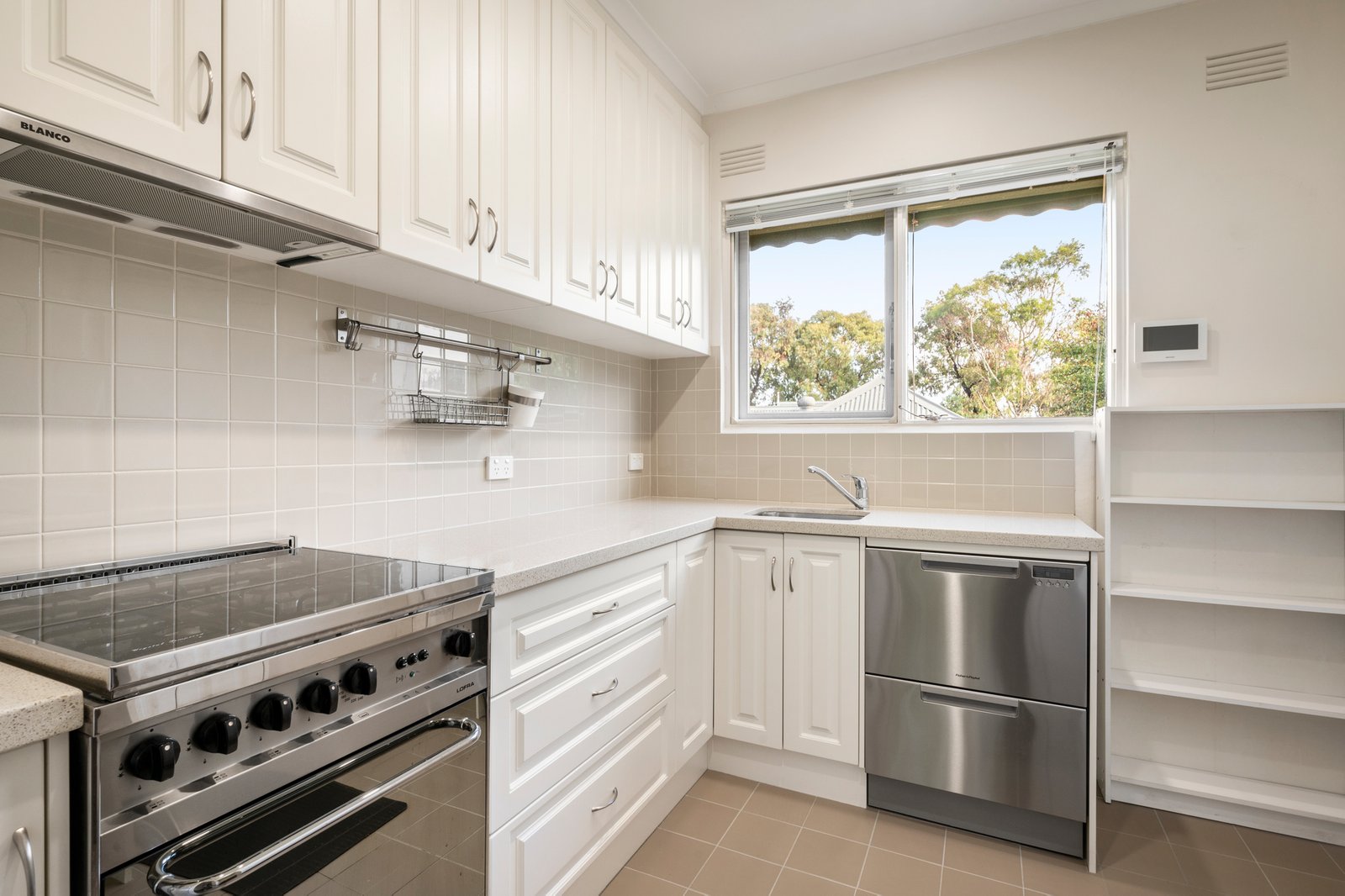 Gallery: 7/142 New Street
