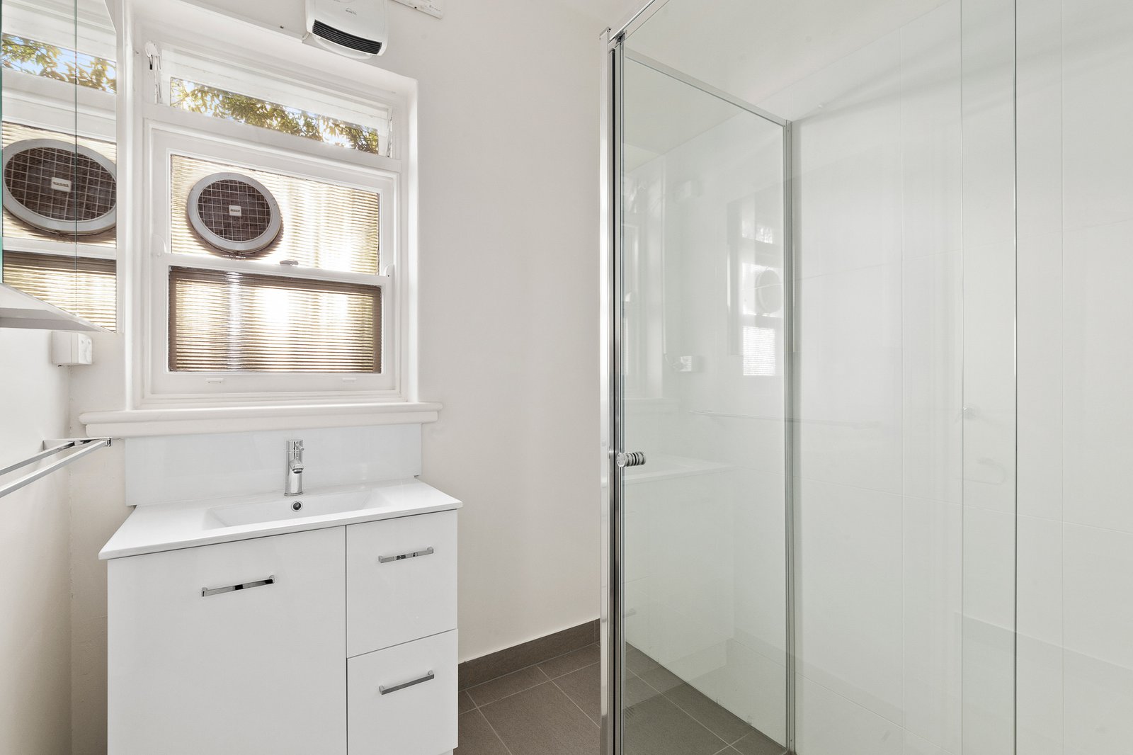 Gallery: 7/14A Chapel Street