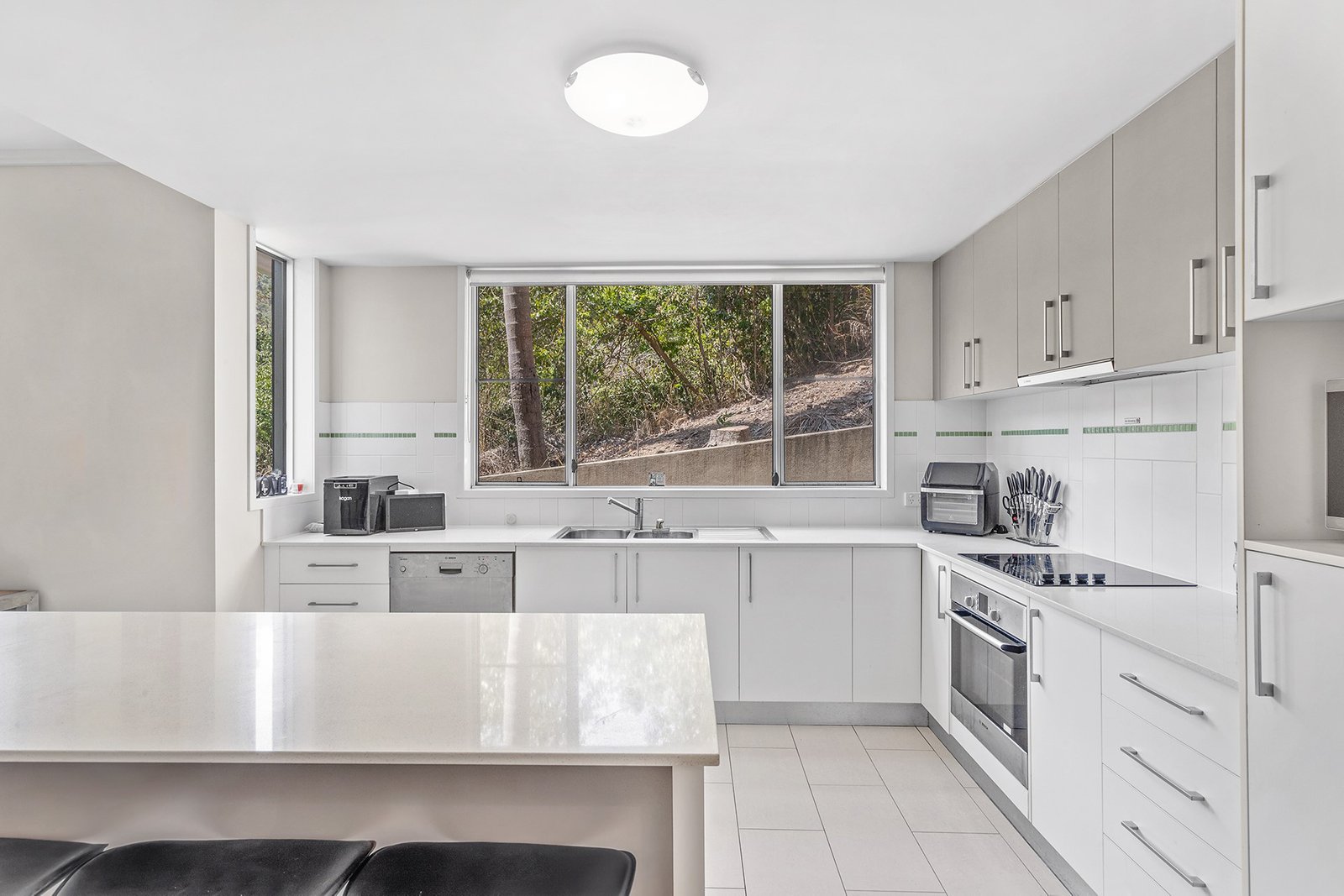 7/15 Flame Tree Court AIRLIE BEACH 7