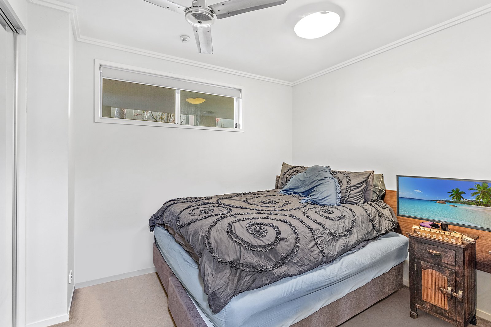 7/15 Flame Tree Court AIRLIE BEACH 10
