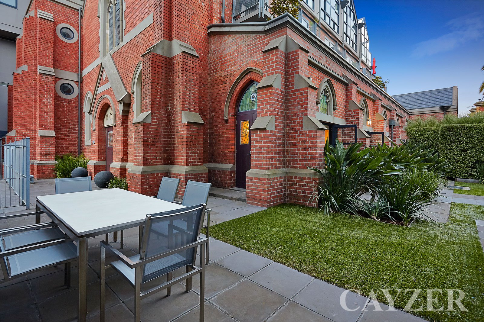 Gallery: 7/156 Bay Street