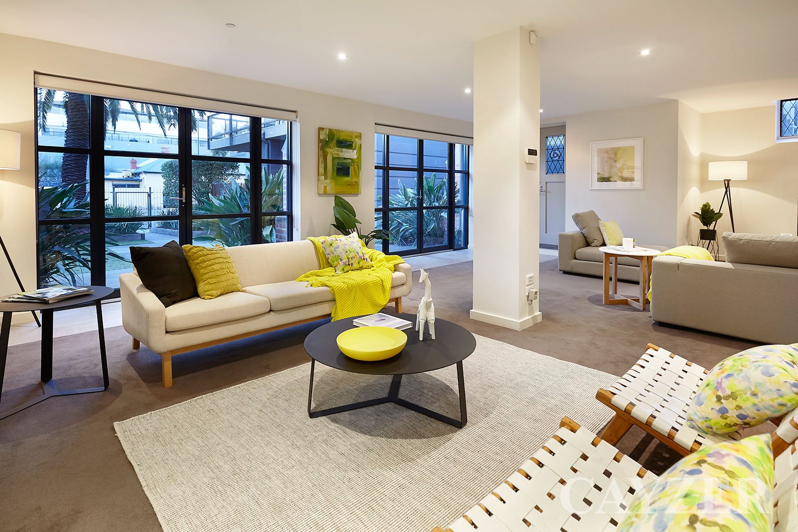 Gallery: 7/156 Bay Street