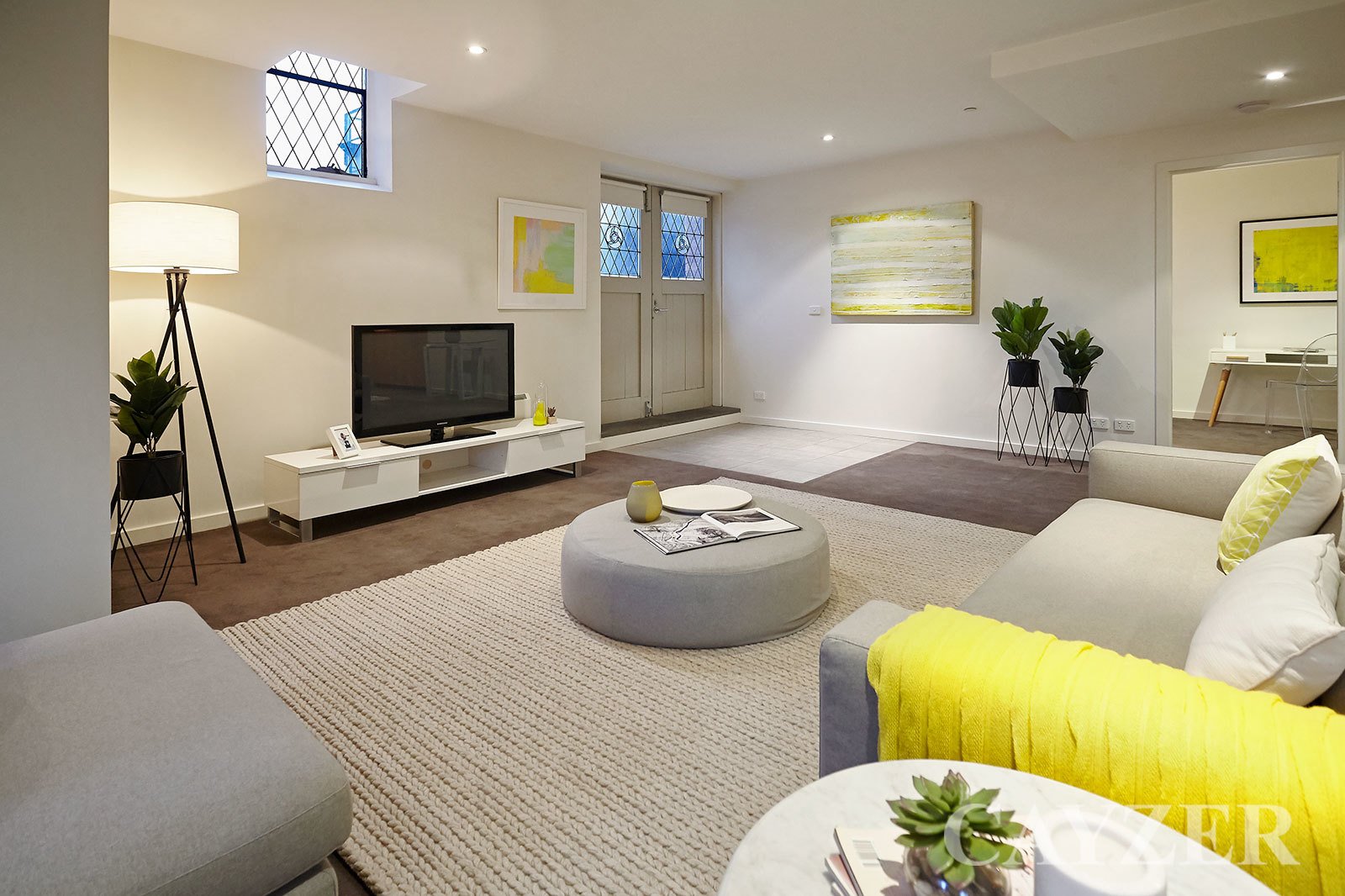 Gallery: 7/156 Bay Street