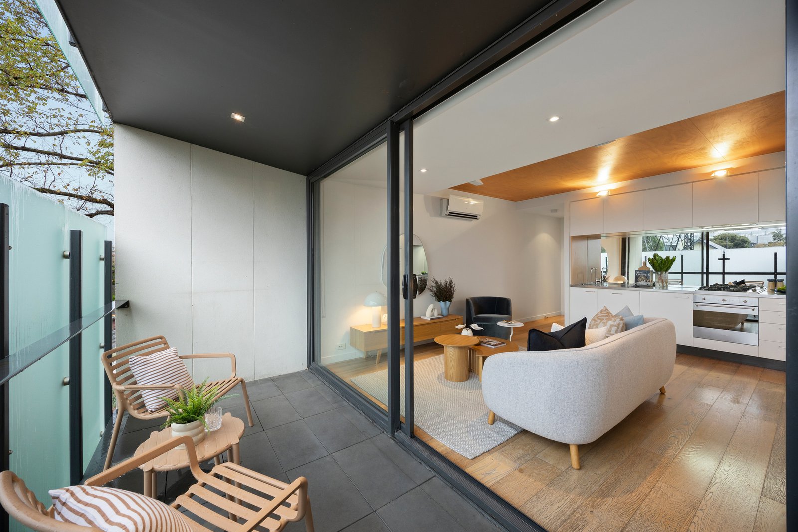 Gallery: 7/159 Peel Street