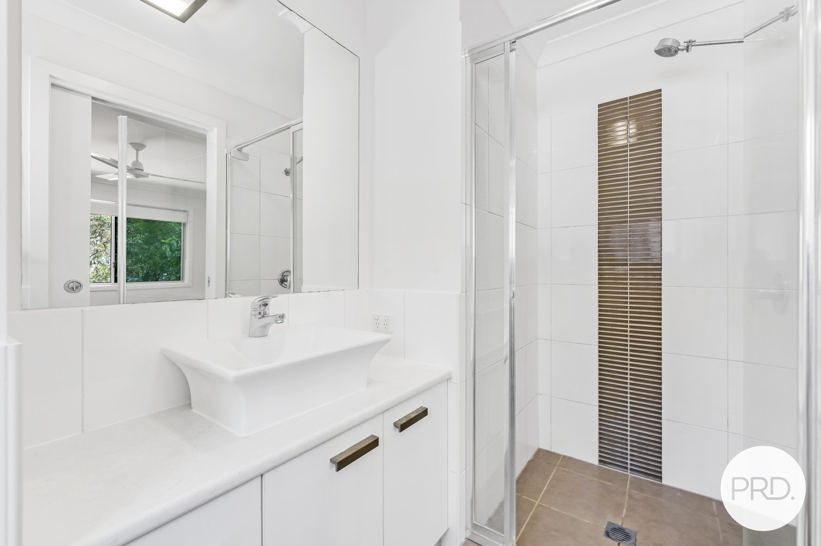 7/16-18 Geoff Wolter Drive West  MOLENDINAR 8