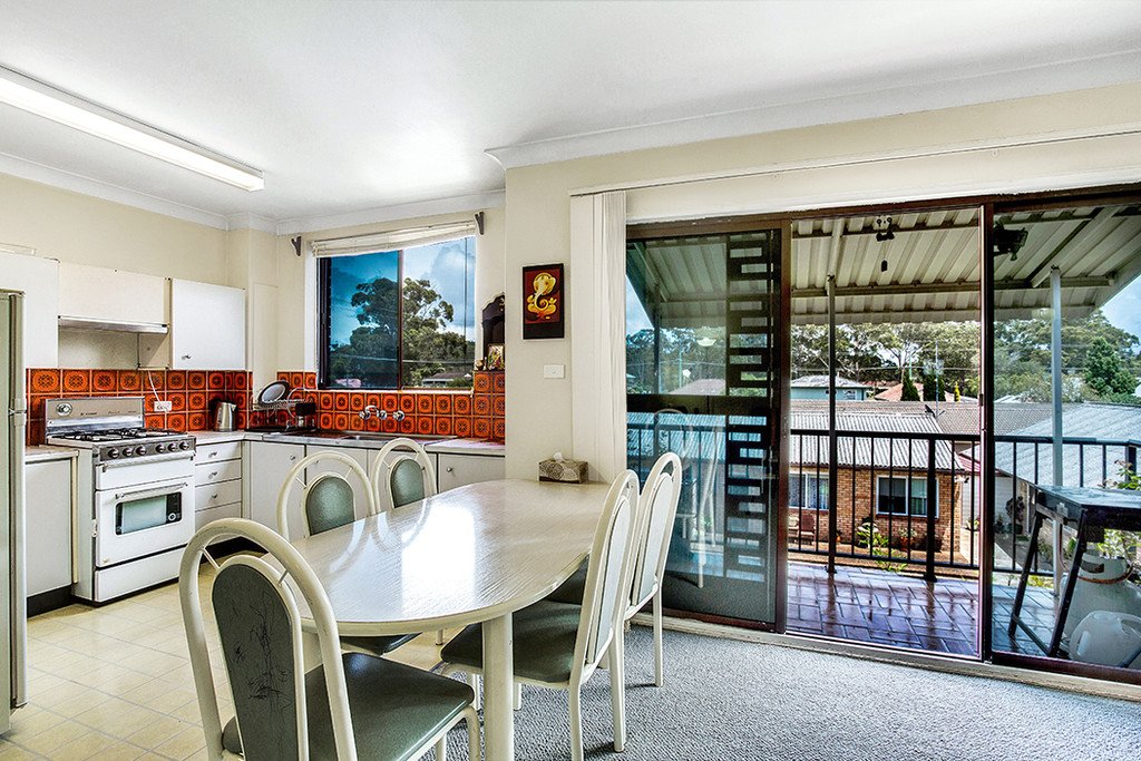 7/16 Messines Street SHOAL BAY 2
