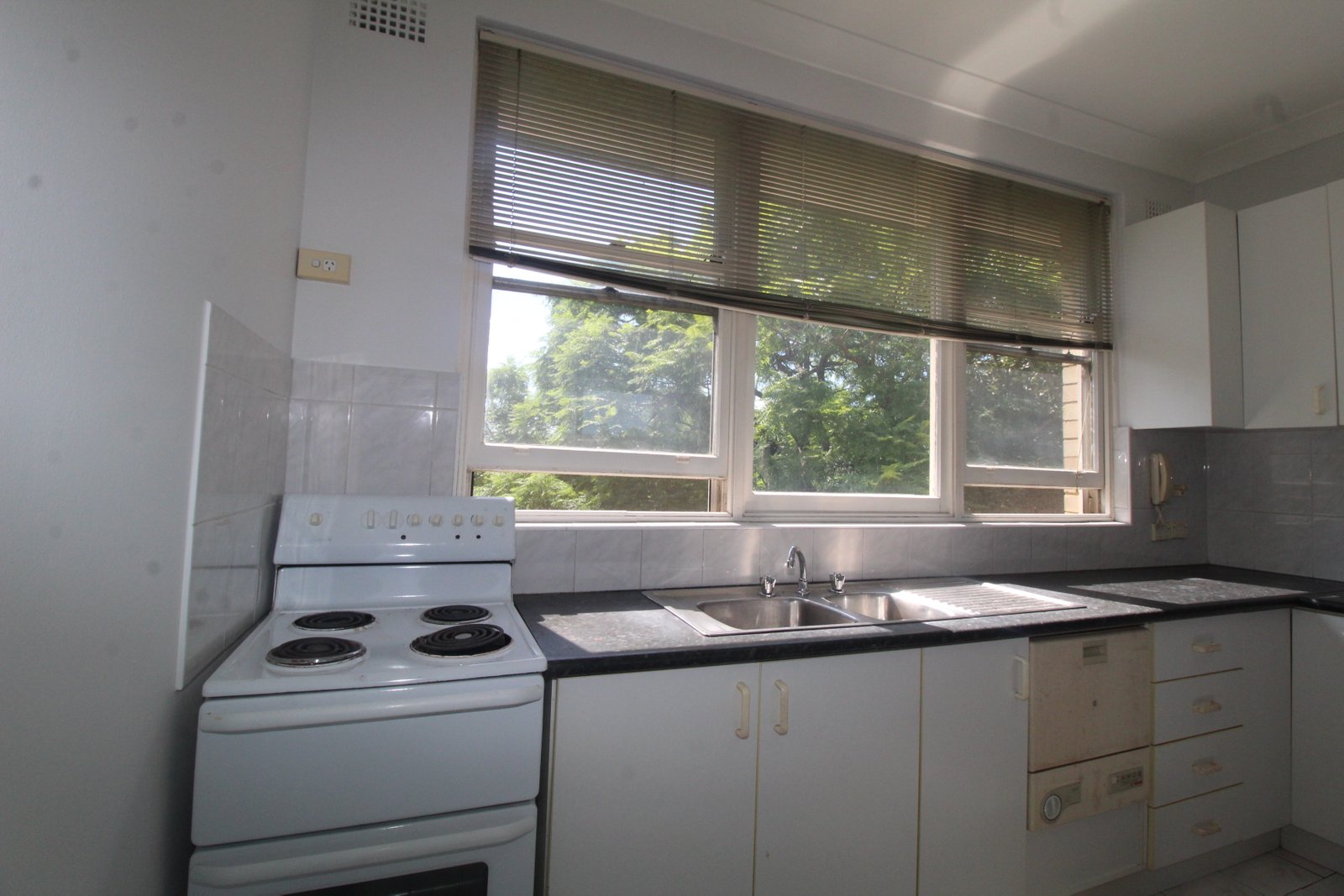 7/165 King Georges Road WILEY PARK 6