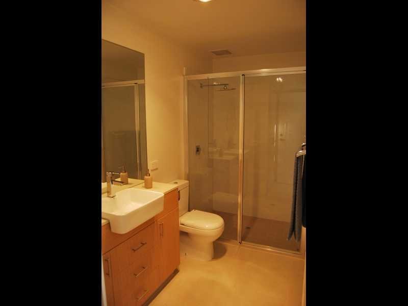 7/166 Bathurst Street HOBART 4