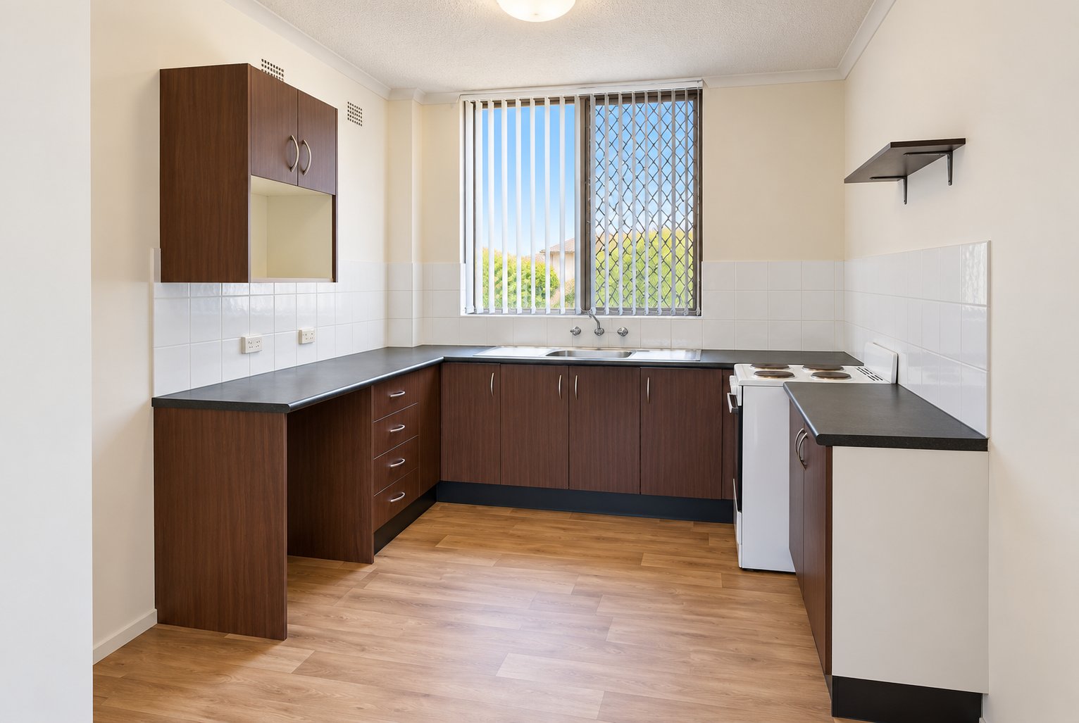 7/168 Greenacre Road BANKSTOWN 2