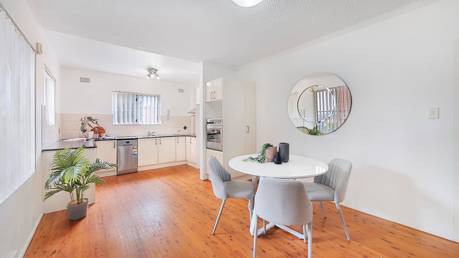 7/18 Bradley Street RANDWICK 3