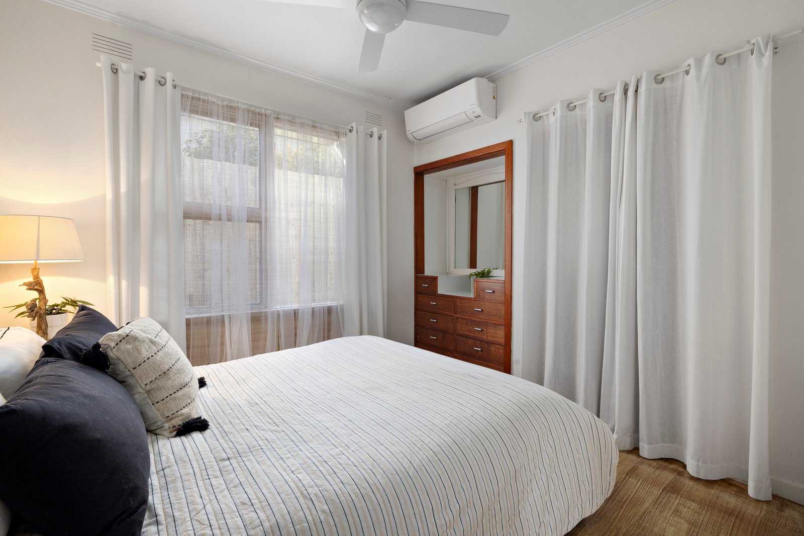 718 Esplanade, Mornington, 3931
