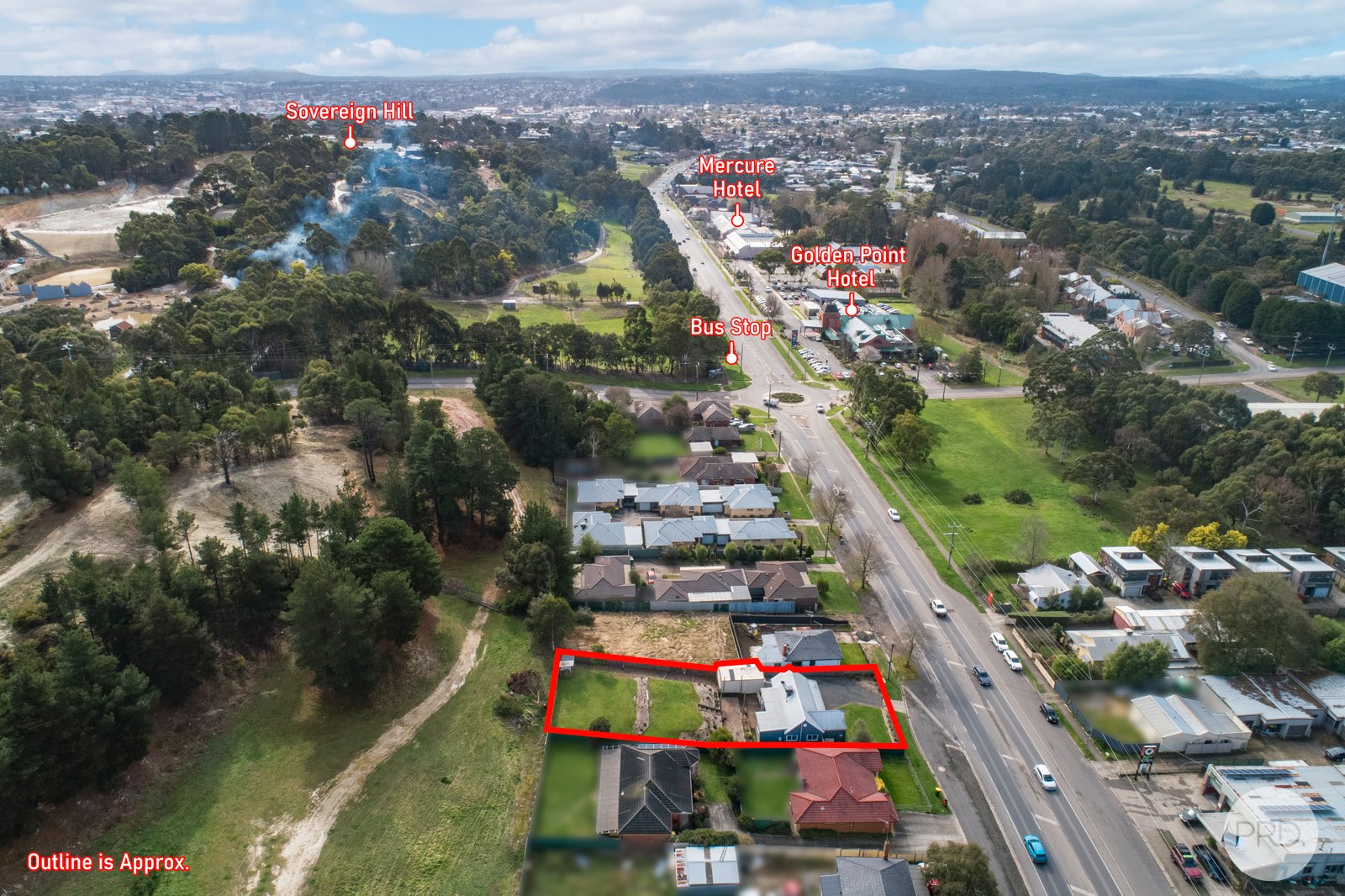 718 Geelong Road CANADIAN 3