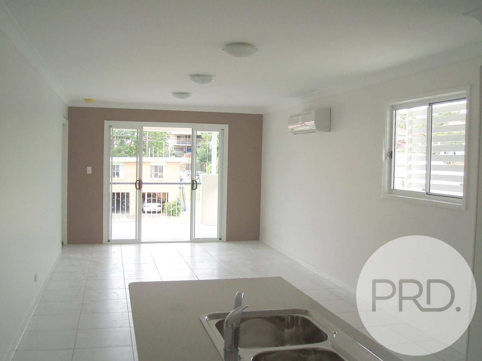 7/18 Julia Street WAVELL HEIGHTS 3