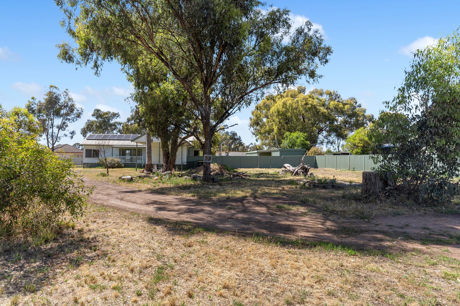 718 Midland Highway HUNTLY 26