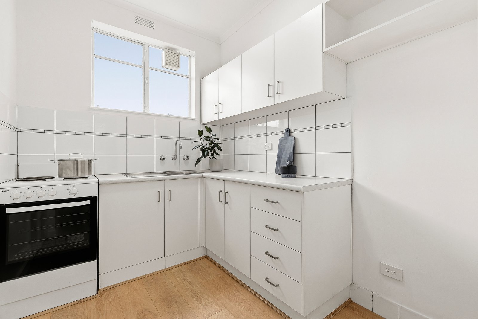 Gallery: 7/181-183 Geelong Road
