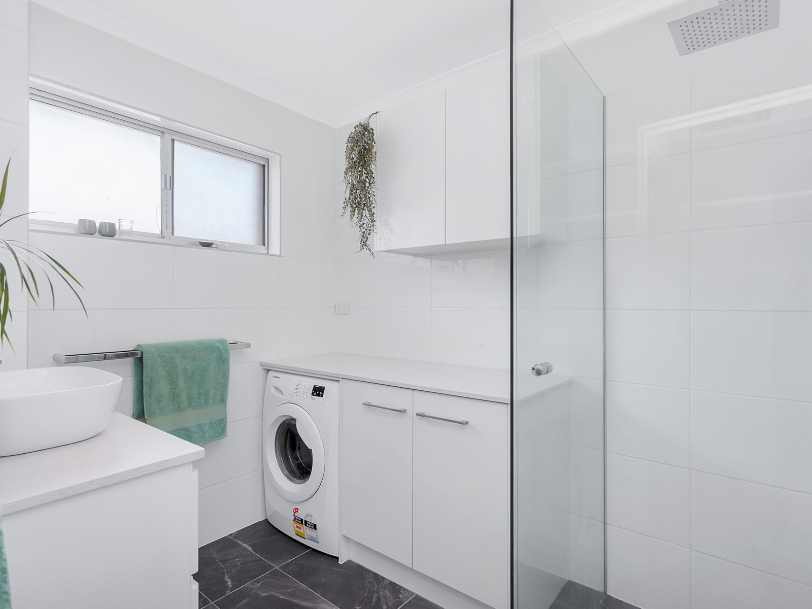 7/1875 Gold Coast Hwy  BURLEIGH HEADS 7