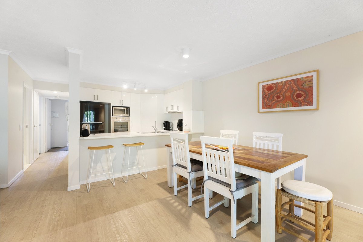 7/1880-1888 Gold Coast Highway Burleigh Heads 5