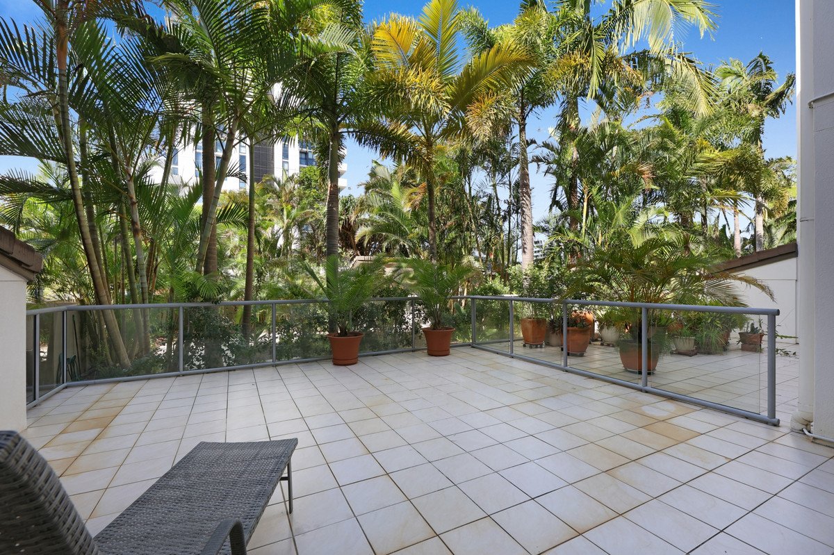 7/1880-1888 Gold Coast Highway Burleigh Heads 12